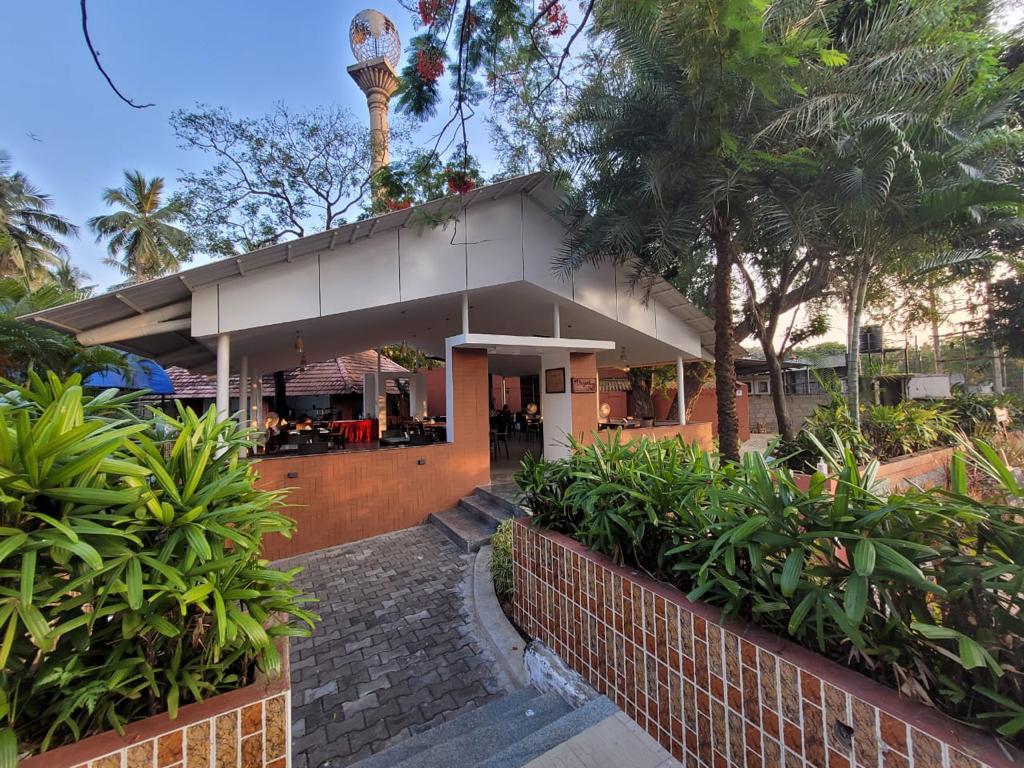 PHOTO-2023-07-12-21-55-20 2